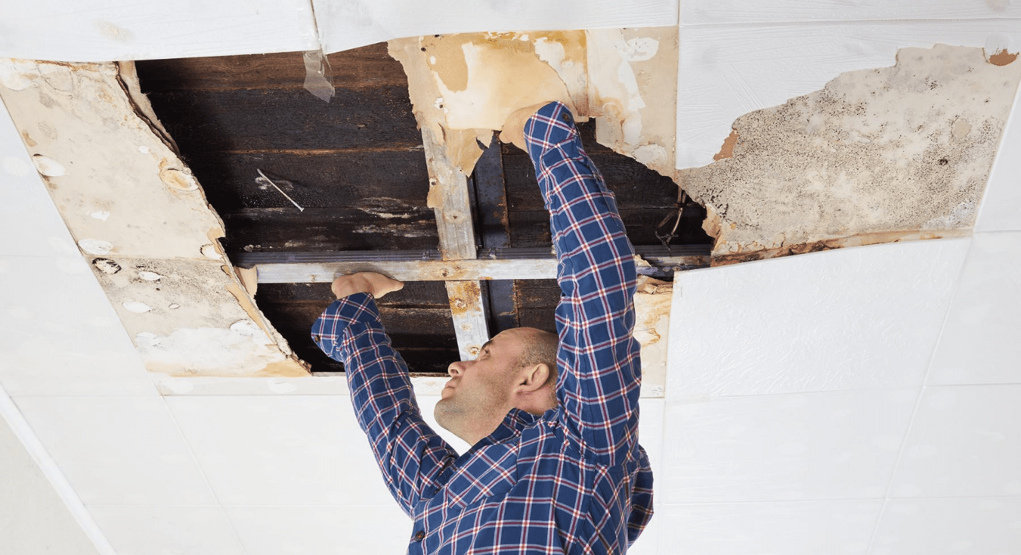 ROOF LEAK DAMAGE IN FLORIDA